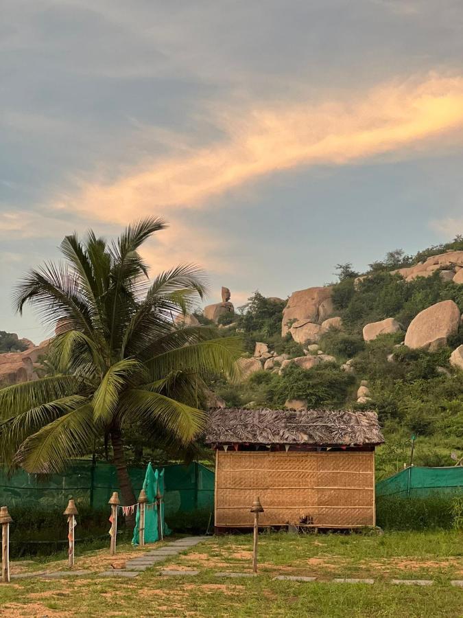 Banana Tree Home Stay Hampi Eksteriør bilde