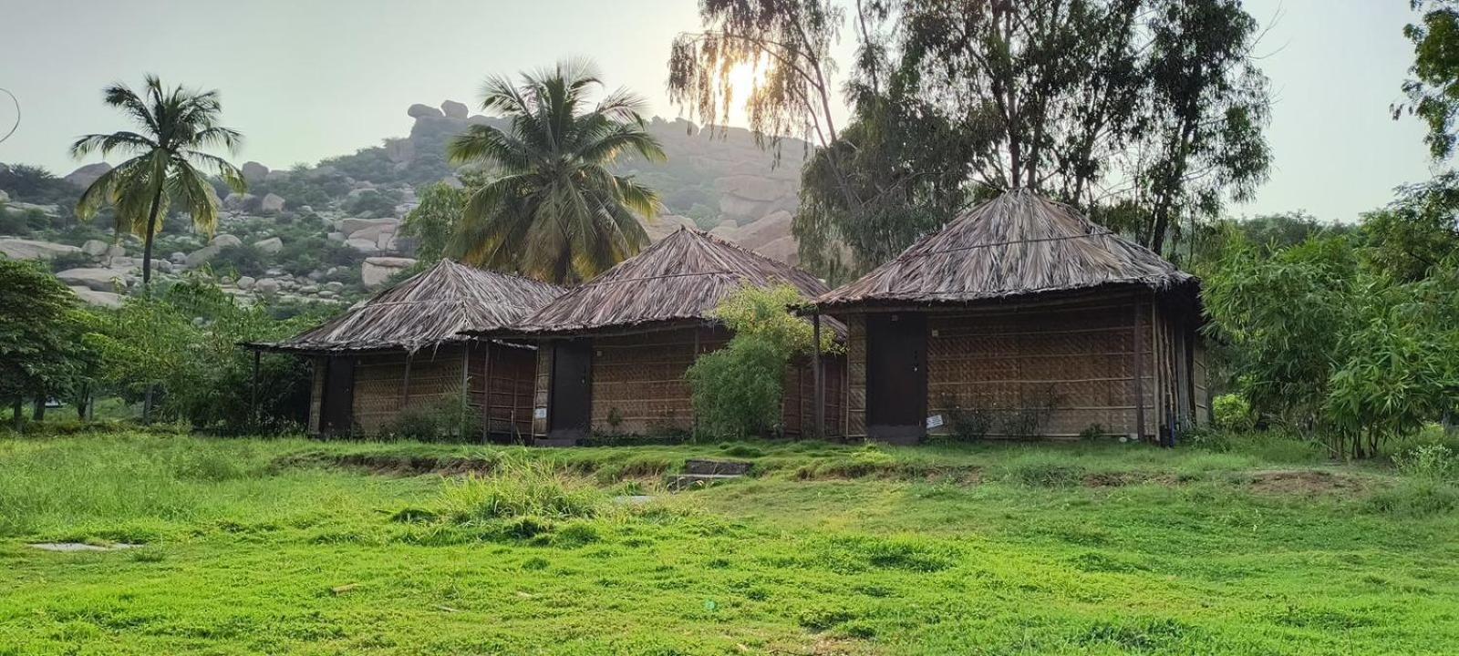 Banana Tree Home Stay Hampi Eksteriør bilde